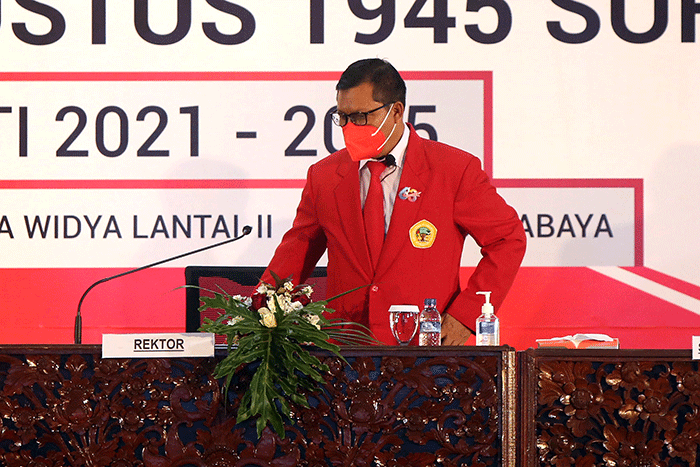 Pelantikan rektor dan wakil rektor serta pejabat struktural Universitas 17 Agustus 1945 Surabaya periode 2021-2025, di Untag Surabaya, Sabtu (28/8/2021).