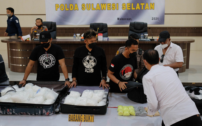 Giat rilis kasus pengedaran Narkoba jenis Sabu dan Ekstasi di Mapolda Sulsel, Makassar, Selasa (31/8/2021).