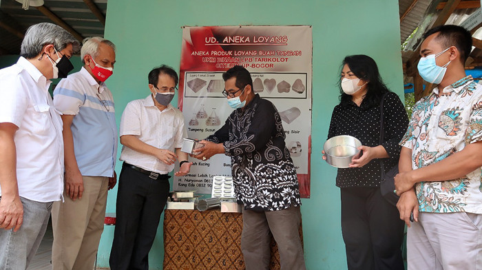 UMKM binaan YDBA, UD Karunia Mandiri di Tarikolot, Kabupaten Bogor, Kamis (2/9/2021).