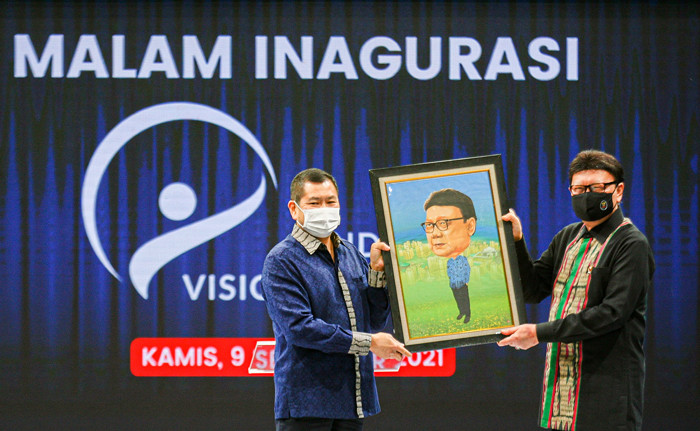 Malam inagurasi Indonesia Visionary Leader 2021 di MNC Conference Hall, iNews Tower lantai 3, Kebon Sirih, Jakarta Pusat, Kamis (9/9/2021).