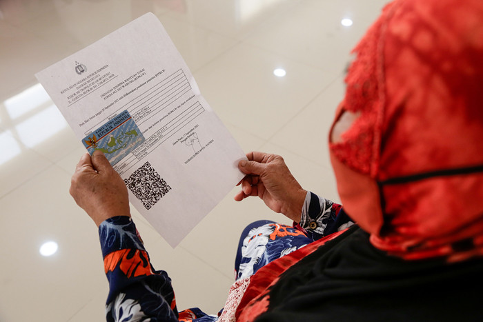 Penyaluran bantuan tunai PKL dan Warung di Polres Metro Jakarta Pusat, Senin (20/9/2021).