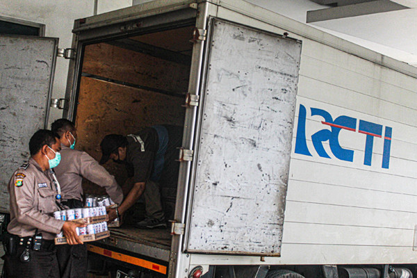 MNC Peduli menyalurkan bantuan untuk tenaga kesehatan di Rumah Sakit Umum (RSU) Persahabatan, Jakarta Timur, Selasa (21/9/2021).