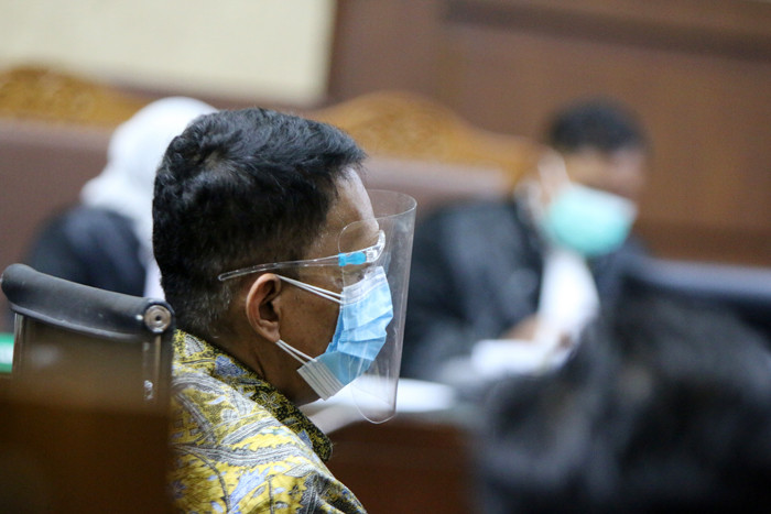 Terdakwa Direktur Pemeriksaan dan Penagihan pada Direktorat Jenderal Pajak Angin Prayitno Aji menjalani sidang perdana di Pengadilan Tipikor, Rabu (22/9/2021).
