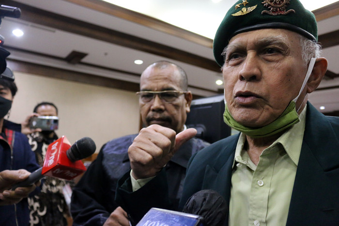 Terdakwa Mayor Jenderal (purn) Kivlan Zen menjalani sidang putusan di Pengadilan Negeri Jakarta Pusat, Jumat (24/9/2021).