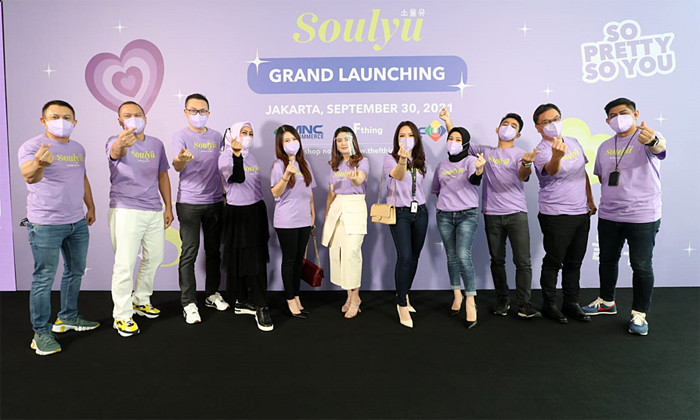 Soulyu merek in-house khusus kecantikan The F Thing baru saja diperkenalkan pada Kamis, (30/9/2021). Acara ini disiarkan secara live melalui aplikasi RCTI+.