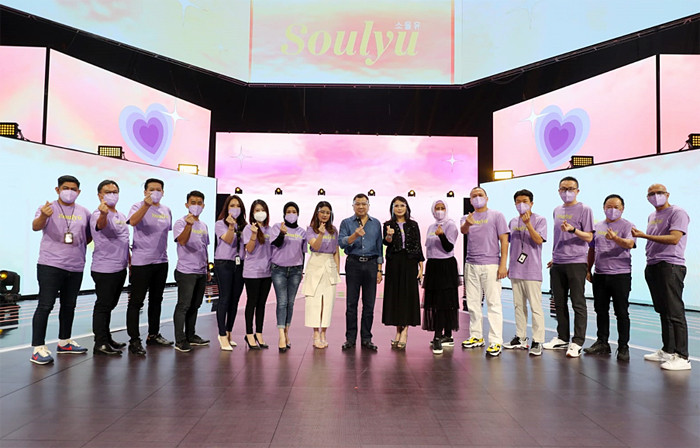 Soulyu merek in-house khusus kecantikan The F Thing baru saja diperkenalkan pada Kamis, (30/9/2021). Acara ini disiarkan secara live melalui aplikasi RCTI+.
