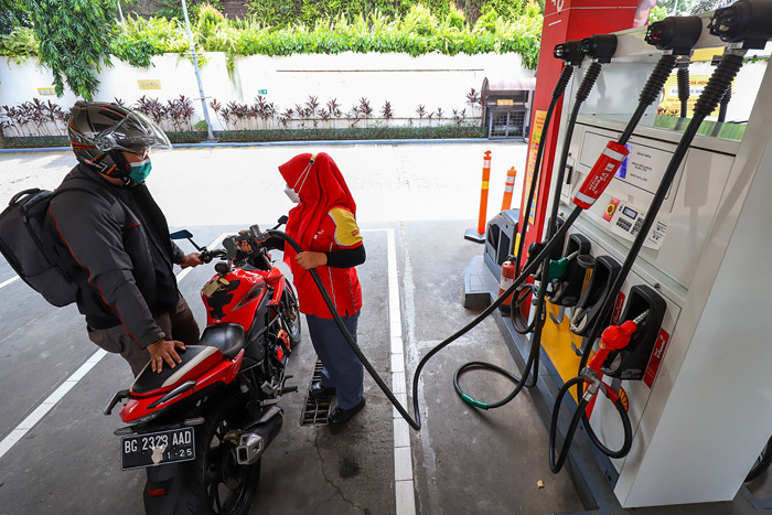 Peringatan Hari Kopi Sedunia yang jatuh setiap tanggal 1 Oktober di SPBU Shell Gatot Subroto, Jakarta Selatan, Jumat (1/10/2021).