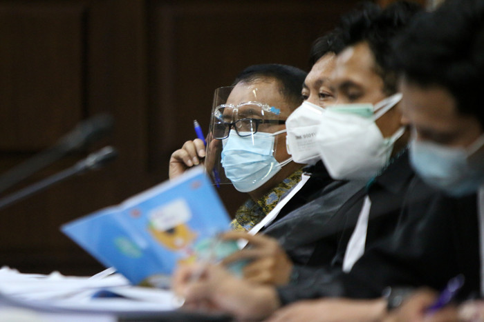 Angin Prayitno Aji menjalani sidang lanjutan di Pengadilan Tipikor, Jakarta, Senin (4/10/2021).