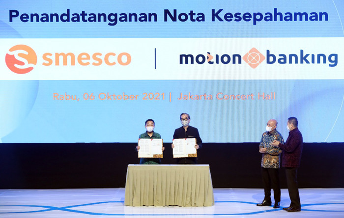 penandatanganan kolaborasi MNC Group dengan KemenkopUKM untuk merangkul jutaan koperasi dan umkm menuju ekonomi digital di Jakarta, Rabu (6/10/2021).