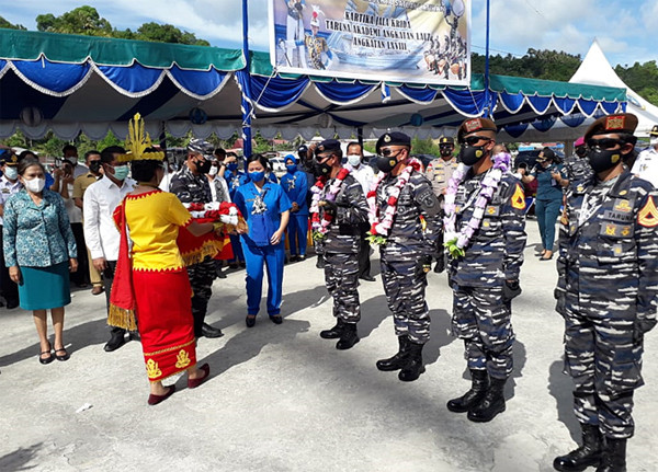 Kedatangan Kapal Republik Indonesia (KRI) Bima Suci-945 di Pelabuhan Baru Telukdalam Kabupaten Nias Selatan yang membawa 88 Taruna/Taruni Akademi Angkatan Laut.