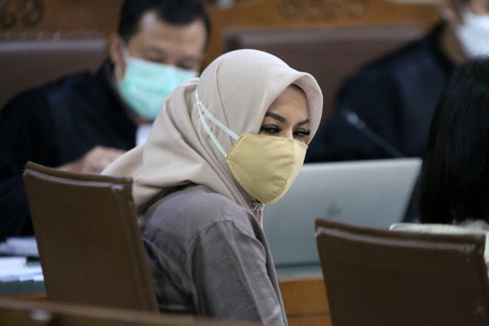 Terpidana Mantan Bupati Kutai Kertanegara Rita Widyasari menjadi saksi sidang penyidik KPK Stefanus Robin Patuju di Pengadilan Tipikor, Senin (18/10/2021).