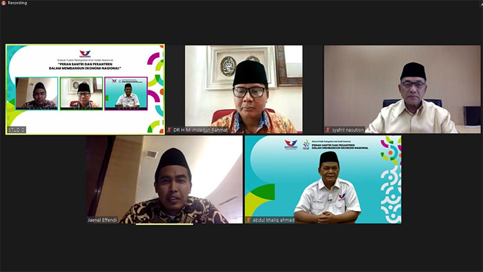 Partai Perindo mempersembahkan diskusi publik peringatan Hari Santri Nasional tahun 2021.