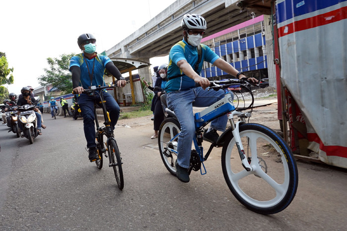 PLN menargetkan donasi yang terkumpul dari PLN Mobile Virtual Run & Ride 2021 sebesar Rp 14 miliar.