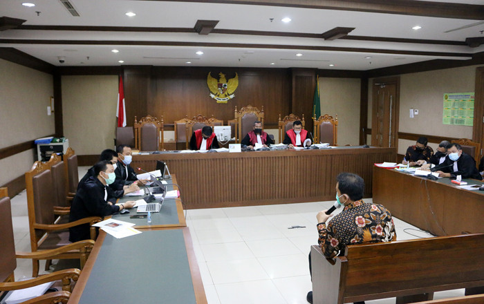 Sidang lanjutan Terdakwa penyidik KPK Stepanus Robin Pattuju dan Maskur Husain (Pengacara) di Pengadilan Tipikor, Jakarta, Senin (25/10/2021).