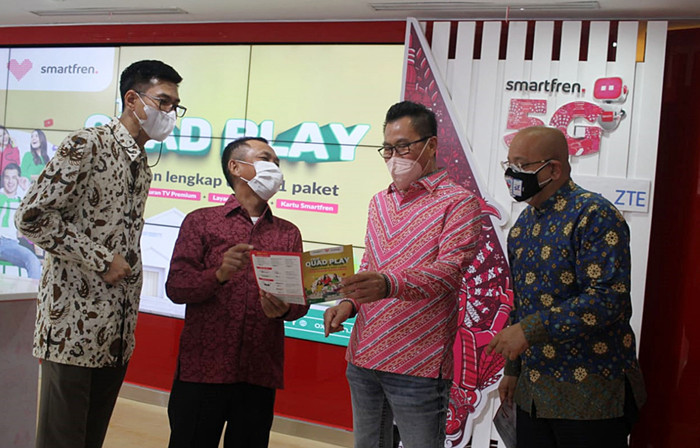 Penandatangan MoU sinergi kedua perusahaan untuk meluncurkan produk inovatif.