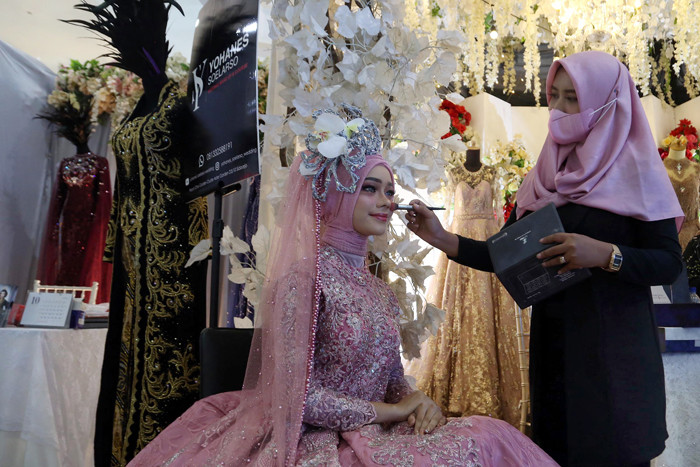 Pembukaan Serba Serbi Manten Expo, di Atrium Cito Mall, Surabaya, Jawa Timur, Kamis (28/10/2021).