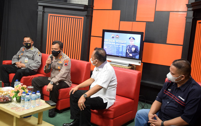 Kapolda Jateng Irjen Pol Ahmad Lutfi bersama pejabat utama (PJU) Polda Jateng mengunjungi Kantor MNC Media di Semarang, Jawa Tengah, Senin (1/11/2021).