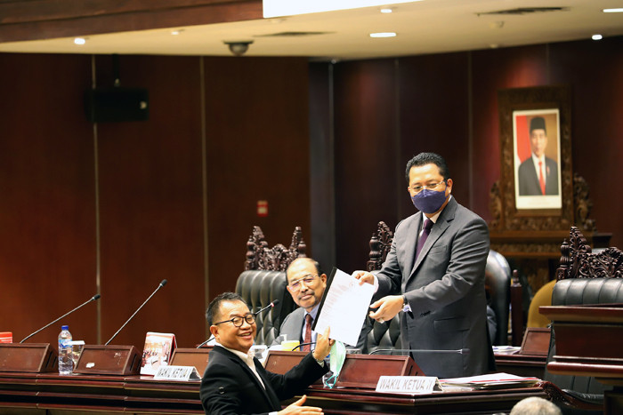 Rapat Paripurna DPD Masa Sidang II Tahun Sidang 2021-2022 di Kompleks Parlemen, Senayan, Jakarta, Selasa (2/11/2021).