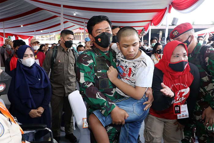 Panglima TNI Marsekal TNI Hadi Tjahjanto menghadiri acara Dukungan Psikososial Bagi Anak-Anak Terdampak Covid-19 di Jakarta Selatan, Selasa (2/11/2021).