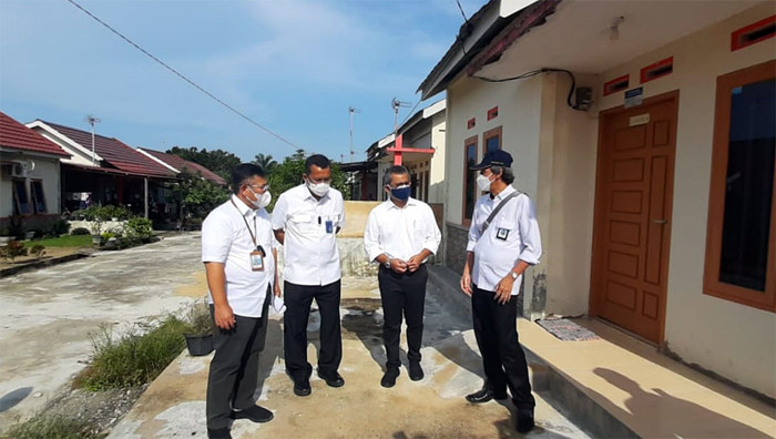 Kunjungan ke lokasi perumahan subsidi yang memperoleh fasilitas KPR FLPP BTN di Pekanbaru, Selasa (2/11/2021).