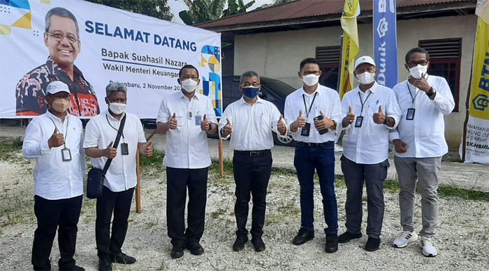 Kunjungan ke lokasi perumahan subsidi yang memperoleh fasilitas KPR FLPP BTN di Pekanbaru, Selasa (2/11/2021).