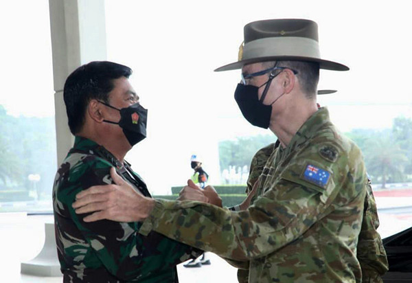 Panglima TNI Marsekal TNI Hadi Tjahjanto menerima Kunjungan Kehormatan Panglima Angkatan Bersenjata (Pangab) Australia Jenderal Angus John Campbell, AO, DSC.
