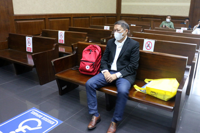 Terdakwa Mantan Direktur Utama PT Pelindo II Richard Joost Lino menjalani sidang lanjutan di Pengadilan Tipikor, Jakarta,  Jumat (5/11/2021).