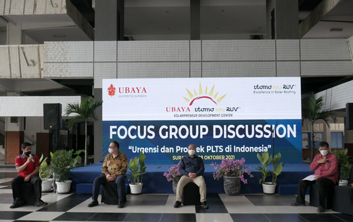 Solarpreneur Development Center mengajak anak-anak muda untuk berkontribusi dalam menciptakan energi hijau yang ramah lingkungan.