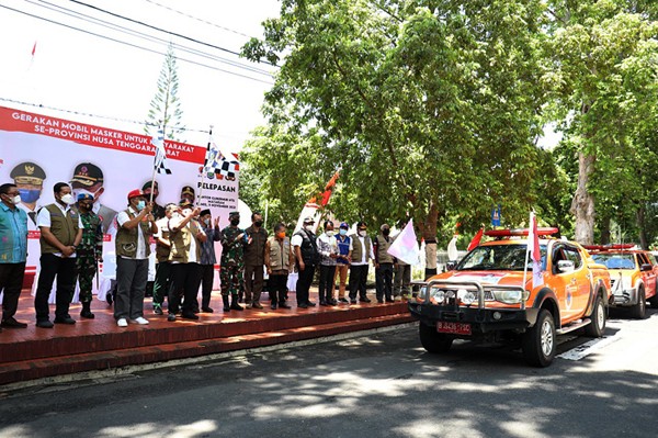 Kepala BNPB Letjen TNI Ganip Warsito saat acara peluncuran Gerakan Mobil Masker Untuk Masyarakat di Provinsi Nusa Tenggara Barat, Kamis (11/11/2021).