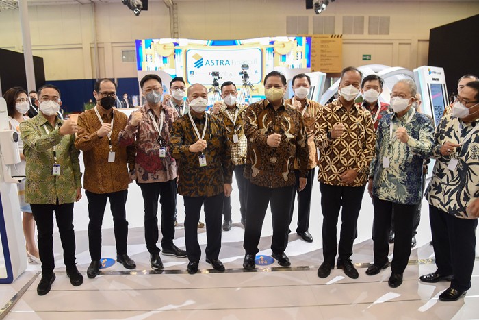 Booth Astra Financial dan Logistic pada event GIIAS yang berlangsung pada 11-21 November 2021 di ICE BSD City, Tangerang Selatan, Kamis (11/11/2021).
