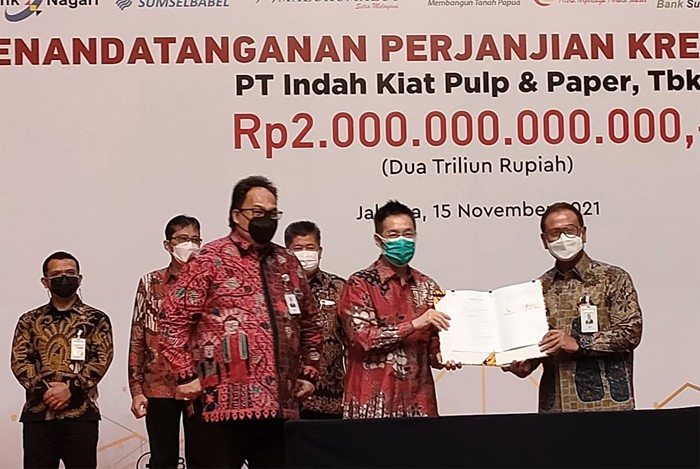 Penandatanganan perjanjian kredit sindikasi investasi refinancing senilai Rp2 triliun.