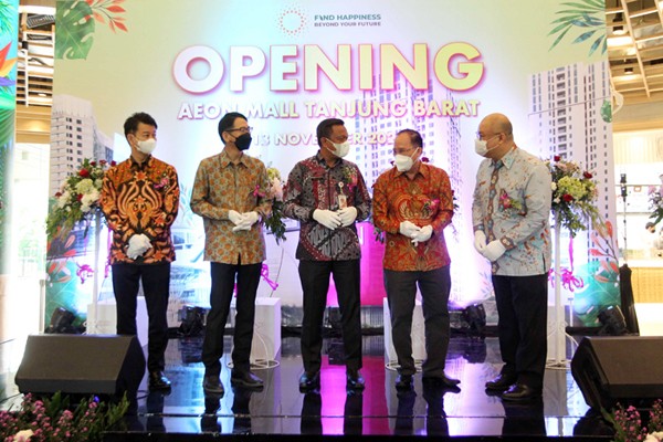 Peresmian AEON Mall Tanjung Barat di Jakarta, Kamis (18/11/2021).