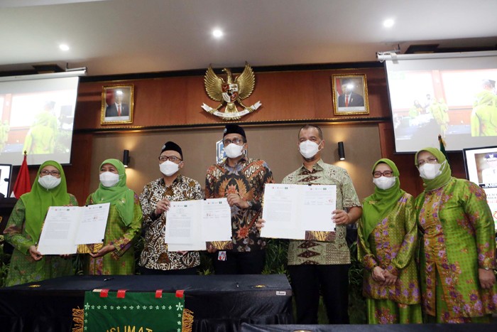 Kerja sama dalam menghadirkan transformasi digital guna menyediakan kemudahan bertranskasi masyarakat atas akses layanan keuangan digital berbasis Syariah.