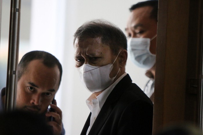 Terdakwa Mantan Direktur Utama PT Pelindo ll RJ Lino mengikuti sidang lanjutan di Pengadilan Tipikor, Jakarta, Kamis (18/11/2021).
