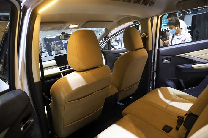 Mitsubishi New Xpander dan Xpander Cross dipamerkan dalam gelaran GIIAS 2021 di Indonesia Convention Exhibition (ICE) BSD, Jumat (19/11/2021).