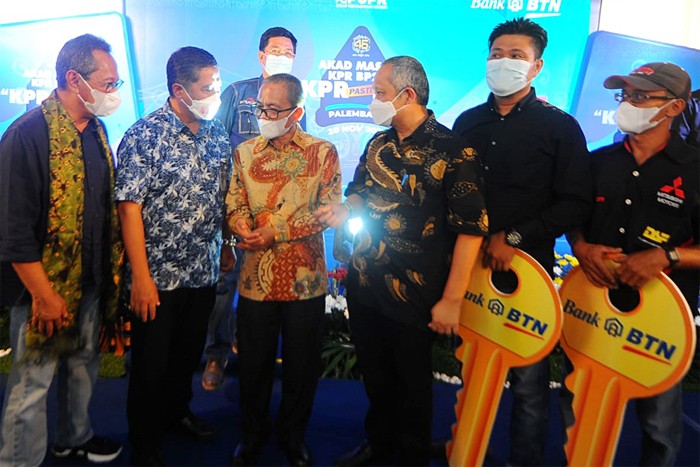 Akad Kredit Massal KPR BP2BT di Perumahan Dream Land II, Kabupaten Banyuasin, Palembang, Sumatera Selatan, Sabtu (20/11/2021).