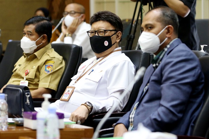 Rapat Pleno dengan Badan Legislasi DPR di Kompleks Parlemen Senayan, Jakarta, Senin (22/11/2021).
