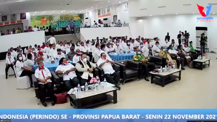 Ketua Umum Partai Perindo Hary Tanoesoedibjo memberikan sambutan pada acara Muskerwil III Provinsi Papua Barat, Senin (22/11/2021).