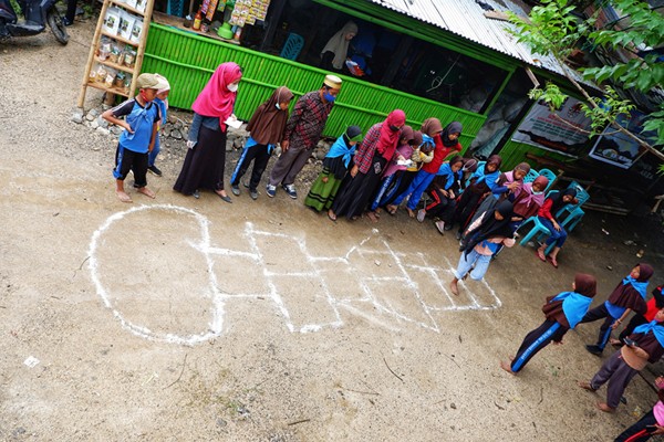 Maudu Ada' dan Kemah Budaya, di Dermaga Dua Rammang Rammang Desa Salenrang, Sabtu (20/11/2021).
