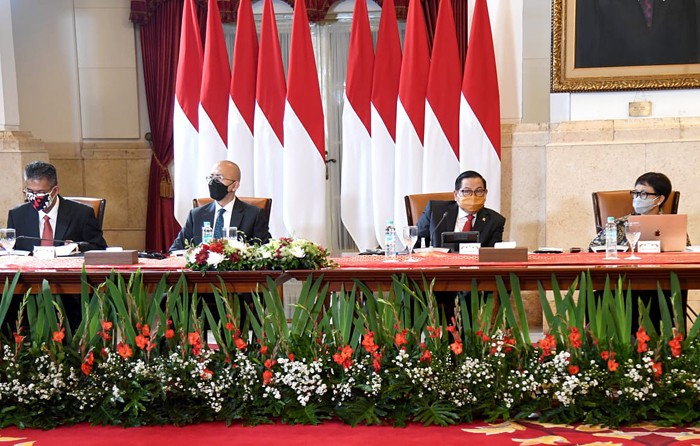 Selama 30 tahun ASEAN dan Republik Rakyat Tiongkok bermitra, sudah banyak kerja sama konkret yang dilakukan kedua kawasan, termasuk di bidang ekonomi.