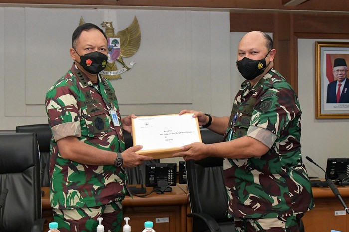 Kasau Marsekal TNI Fadjar Prasetyo memimpin taklimat ahir Wasrikap Irjenau secara virtual di Ruang Rapat Kasau, Mabesau, Cilangkap, Jumat (26/11/2021).