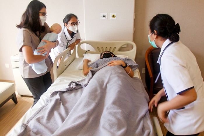 Simulasi tanggap bencana yang dilakukan Siloam Hospitals Lippo Village, Tangerang, Kamis (25/11/2021).