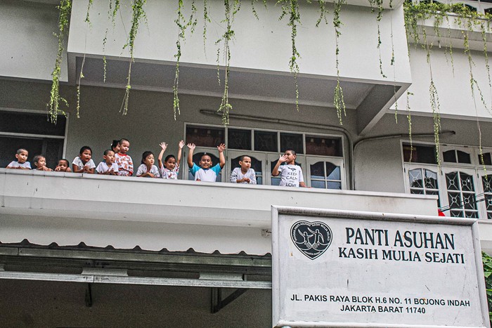 MNC Peduli mengadakan kegiatan Corporate Social Responsibility (CSR) di Panti Kasih Mulia, Jakarta Barat, Selasa (30/11/2021).