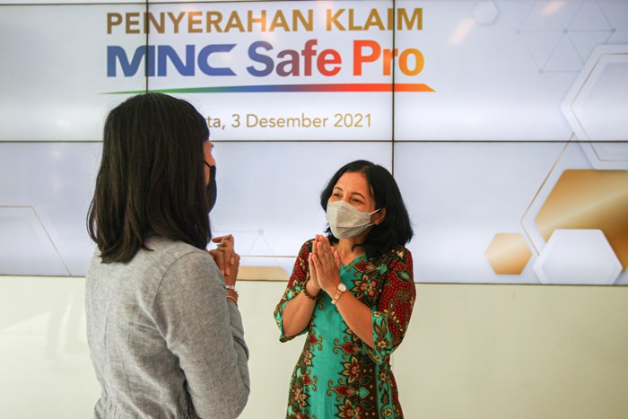 Pembayaran klaim asuransi MNC Safe Pro kepada ahli waris di Gedung MNC Financial Center, Kebon Sirih.