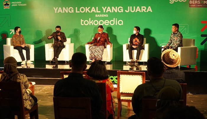 Media Briefing Virtual Bangkit Bersama Jawa Tengah, Yang Lokal Yang Juara, Bareng Tokopedia’ di Semarang, Jawa Tengah, Kamis (9/12/2021).