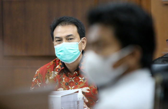 Terdakwa Mantan Wakil ketua DPR RI Azis Syamsudin menjalani sidang lanjutan di pengadilan Tipikor, Jakarta, Senin (13/12/2021).