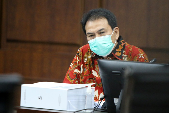 Terdakwa Mantan Wakil ketua DPR RI Azis Syamsudin menjalani sidang lanjutan di pengadilan Tipikor, Jakarta, Senin (13/12/2021).
