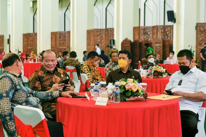 Diskusi Nasional “Urgensi Amandemen UUD 1945 Dalam Rangka Menuju Indonesia Maju” di Jakarta, Senin (13/12/2021).
