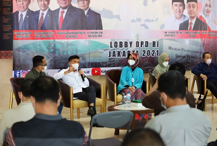 Dialog Kebangsaan DPD di Gedung Nusantara, Kompleks Parlemen Senayan, Jakarta, Rabu (15/12/2021).