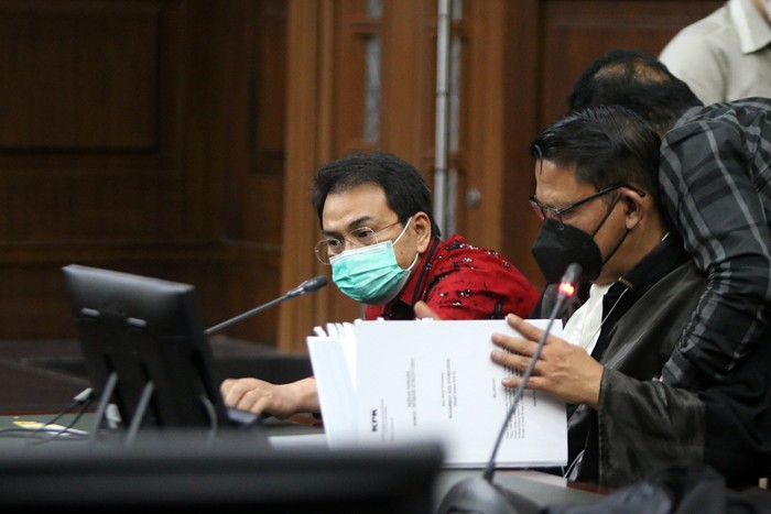 Terdakwa Mantan Wakil ketua DPR RI Azis Syamsuddin menjalani sidang di pengadilan Tipikor, Jakarta, Senin (20/12/2021).